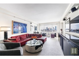 2 bedroom Apartment For Sale: 60 SUTTON..