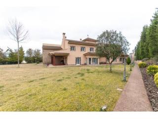5 bedroom Detached House For Sale:..