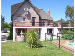 4 Bedroom House - For Rent -..