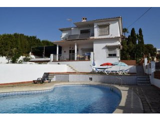 Villa for Sale in Caleta de Velez..