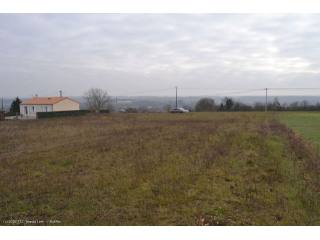 Building plot on 1322m2 - Verteuil Sur..