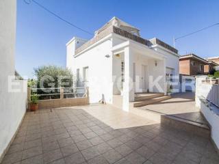 House with sea view, Alella. Barcelona..