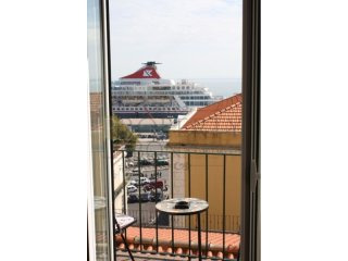 T2 Lisbon Apartment for Sale,Alfama..