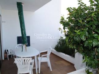 2 bedroom Apartment property for sale..