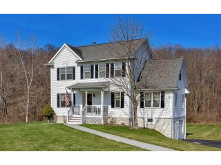 3 bedroom House For Sale: 52 Reynolds..