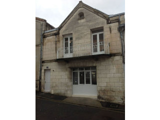 3 Bedroom Townhouse In Angouleme