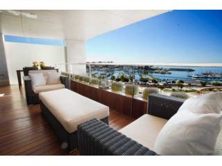 Fantastic First Sea Line Apartment With..