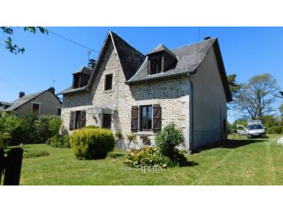 Correze. St Augustin. Pretty 5 bedroom..
