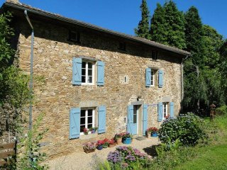 4 Bedroom Stone House For Sale