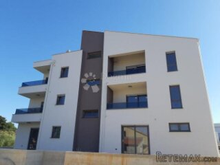 BIOGRAD NA MORU – STAN SJ3 JEDNOSOBNI STAN NA 2 KATU S POGL