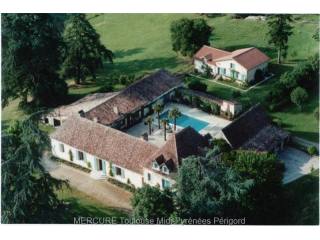 10 bedroom Character For Sale: 24100..