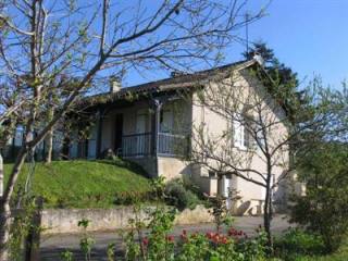 Bourdeilles (24310)