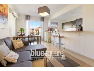 Spacious 2nd floor flat in heart of..