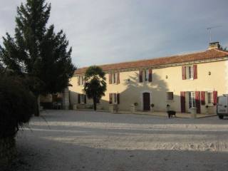 Property with many..