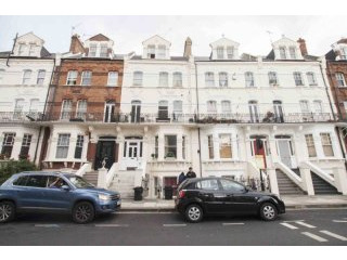 Studio near West Kensington station