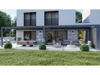 POREČ,okolica,kuća u nizu-srednja