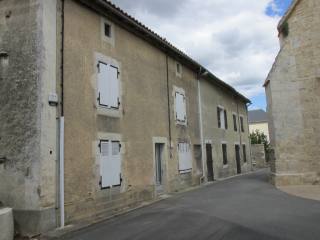 2 Adjoining Town Houses With Gardens