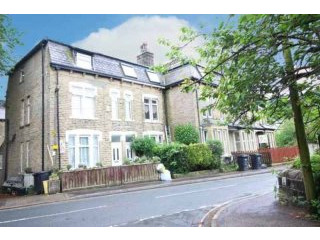 4 bedroom, End Of Terrace House house..