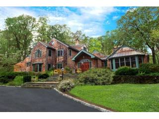 5 bedroom Residence For Sale: Millwood..