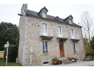 Detached House with 4 Bedrooms