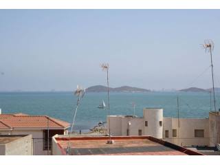3 bedroom duplex offering spectacular..