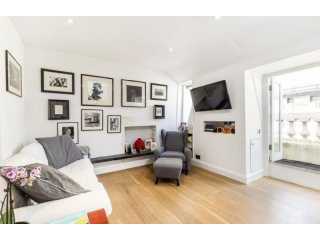 Gloucester Terrace, London, W2