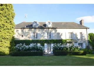 6 bedroom Character For Sale: 60200..