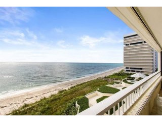 2 bedroom Residence For Sale: Singer..