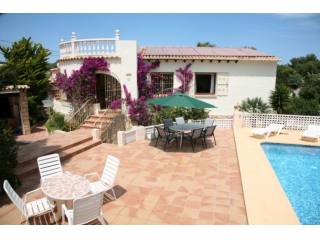 4 Bedrooms 2 Bathrooms Villa Javea*