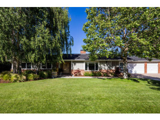 3 bedroom House For Sale: 2920 Foxen..