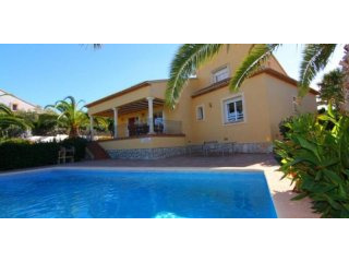 4 Bedroom 3 Bathroom Villa in Javea.