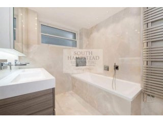 Flat 2, 9 Arkwright Road