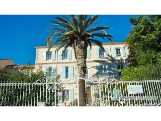 Elegant 'maison De Maitre' With Garden..