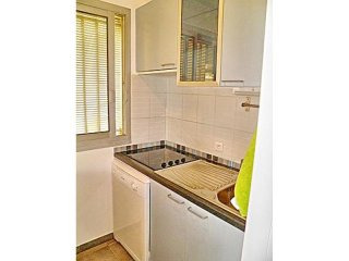 Lovely 1 Bedroom Apartment With Shared..