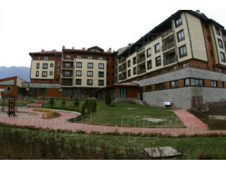 Modern Furnished Two-Bedroom Apartment..
