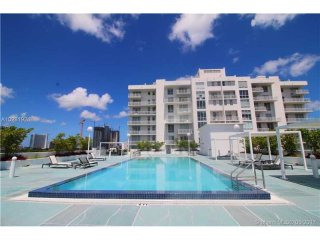 1 bedroom Flat For Sale: 2700 N Miami..