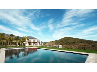 Four Bedroom Naranjo Villa, 18..