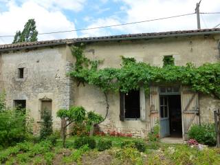 Stone Cottage To Renovate