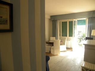Apartment - For Sale - Coastal area -..