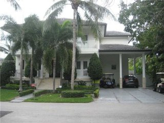 4 bedroom House For Sale: 355 Harbor Ct