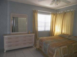 Apartment/townhouse - LEASED - February..