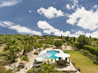 Captivating Finca In A Natural..