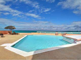 Apartment/townhouse - This newly..