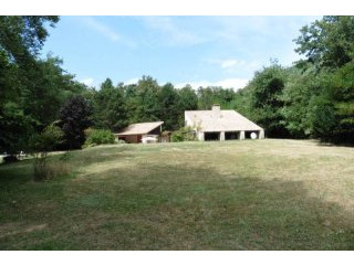Well Renovated Stone House With Garden..