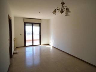 3 Bedrooms - Apartment - For Sale