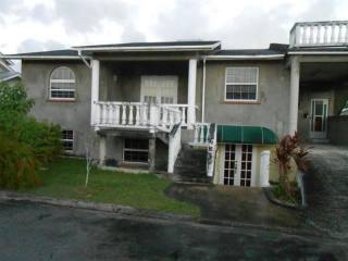 6 bedroom Property For Sale: Meadowvale..