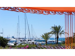 3 bedroom Apartment For Sale: PASEO..