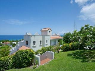 4 bedroom Property For Sale: Costa..