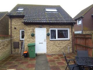 1 bedroom house in Minster On Sea..