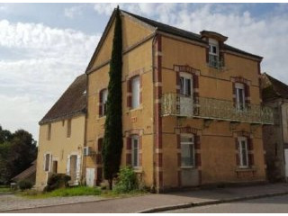 Large Village House, Ideal BandB Project